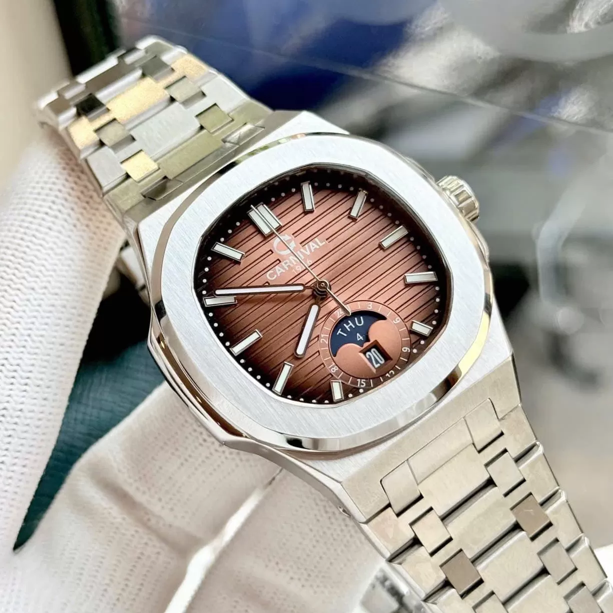 Đồng Hồ Carnival Nam 8110G1-VT-N