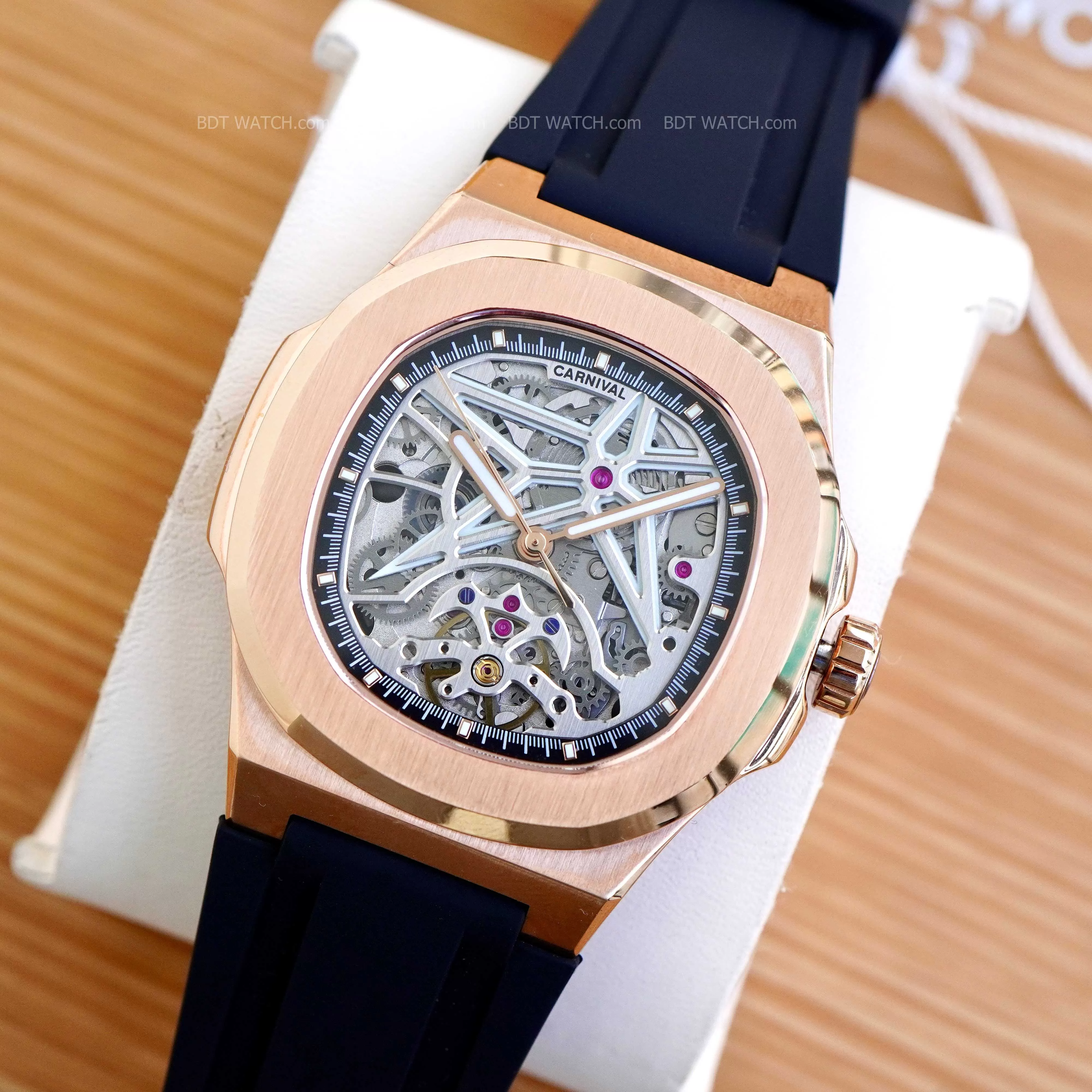 Đồng Hồ Carnival Nam 8118G-VH-DCS-T