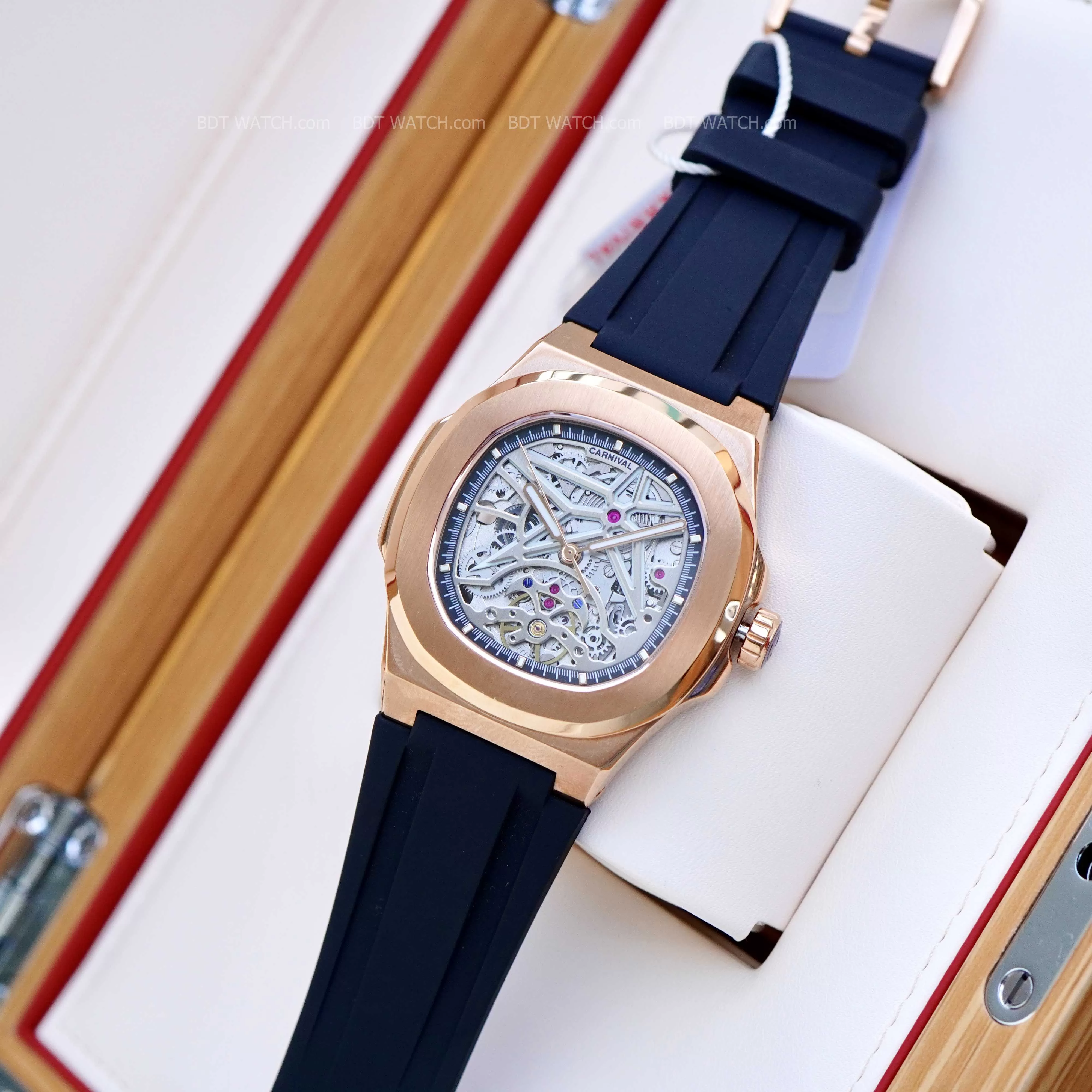 Đồng Hồ Carnival Nam 8118G-VH-DCS-T