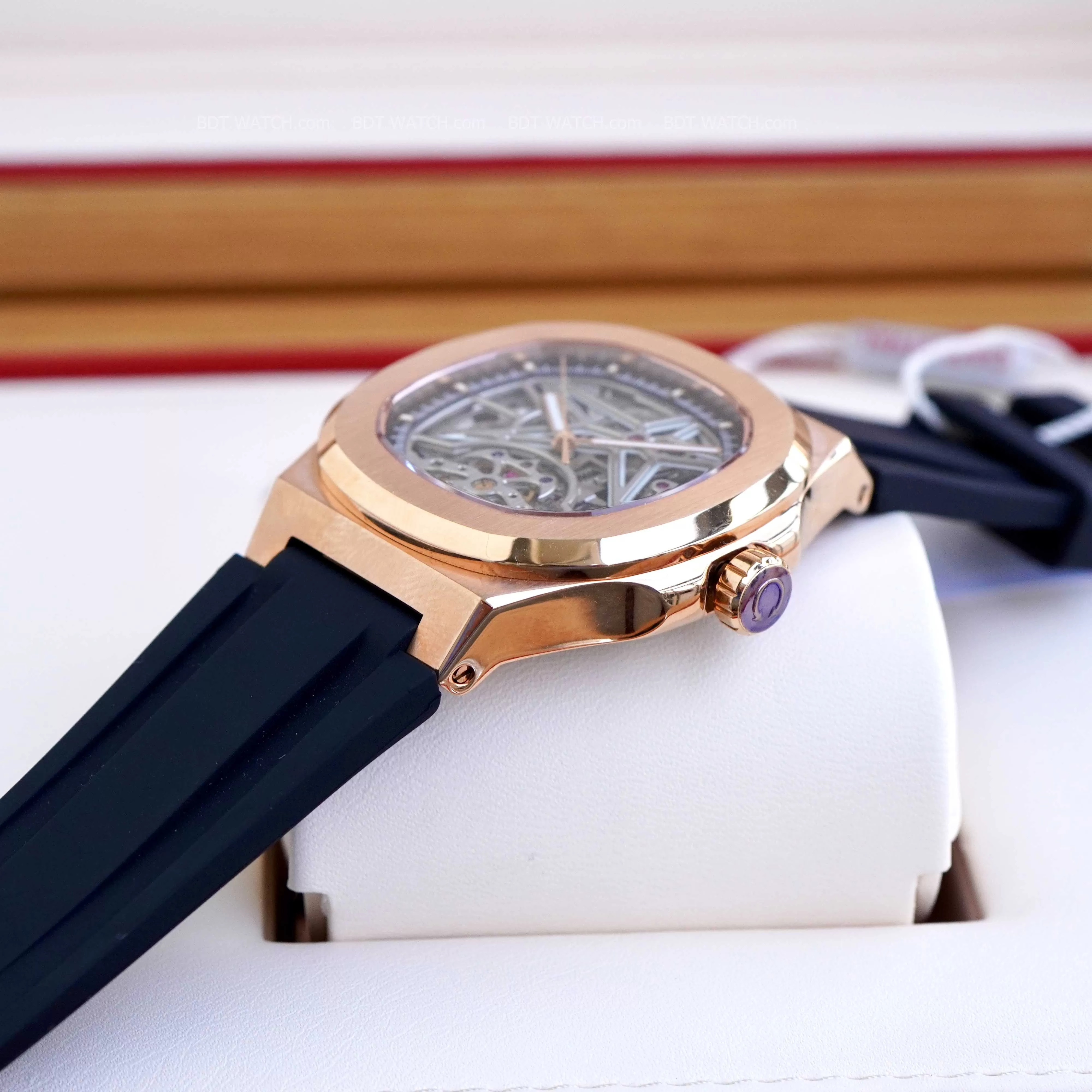 Đồng Hồ Carnival Nam 8118G-VH-DCS-T