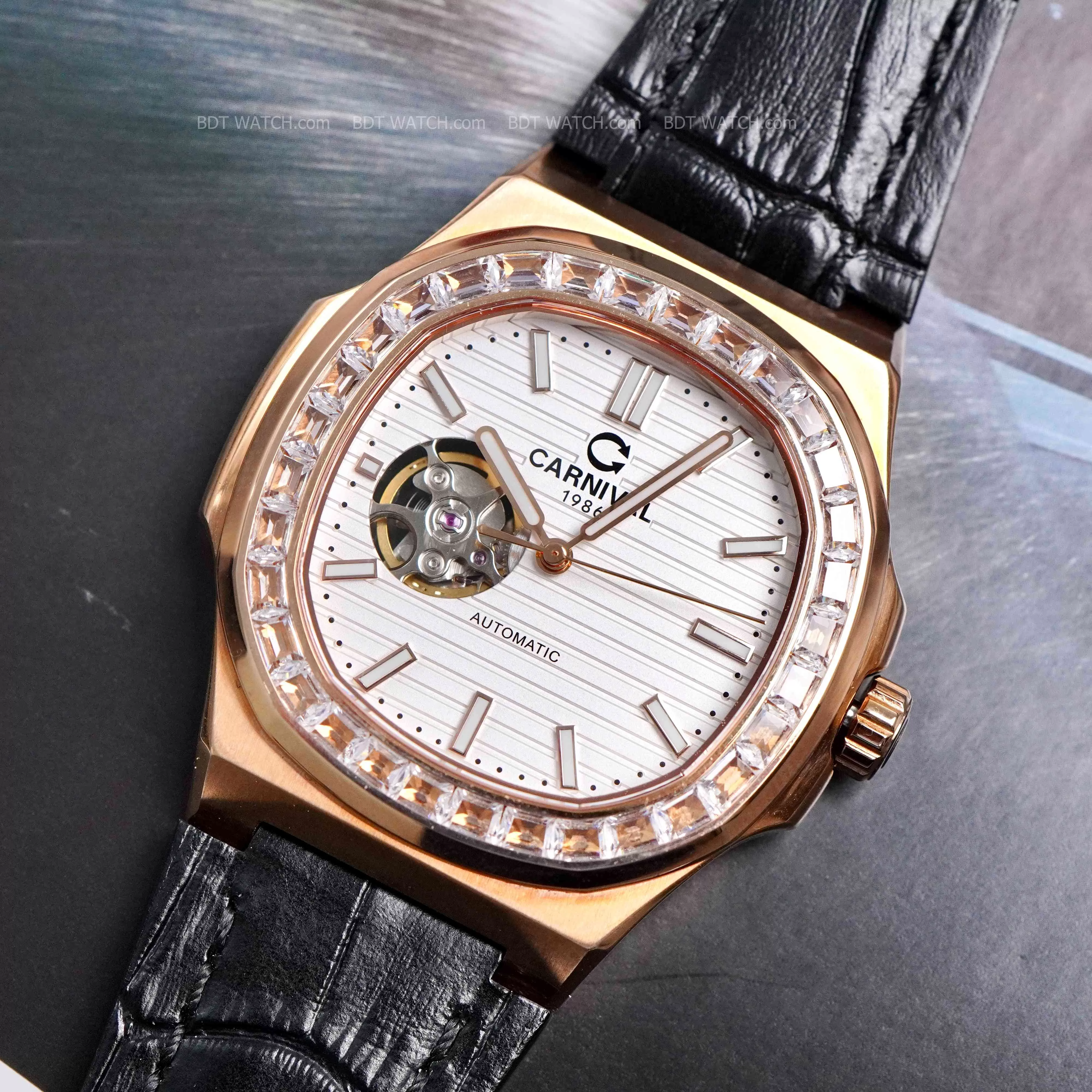 Đồng Hồ Carnival Nam 8128G ( 8128G-VH-DD-T )