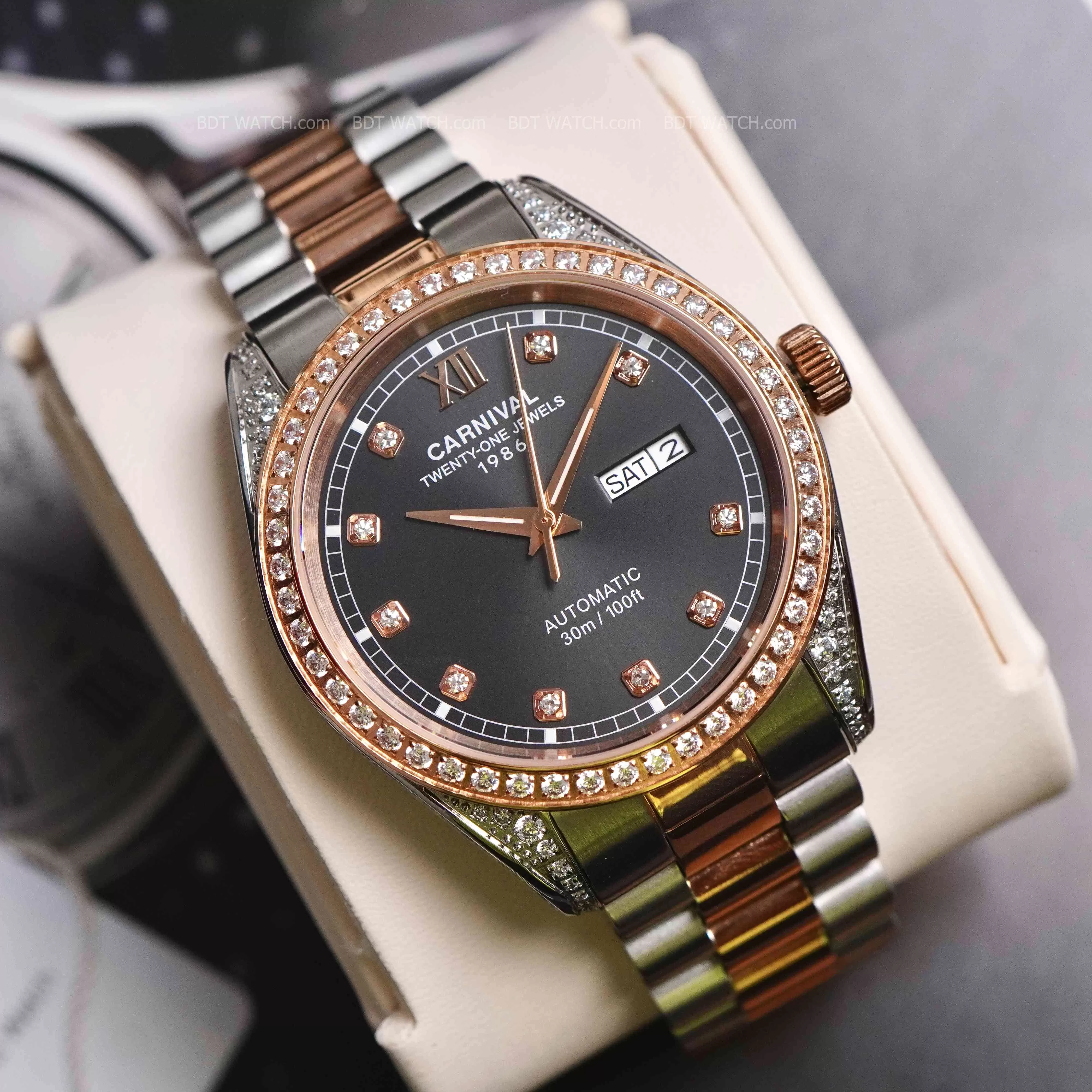 Đồng Hồ Carnival Nam 8907G-CH-D