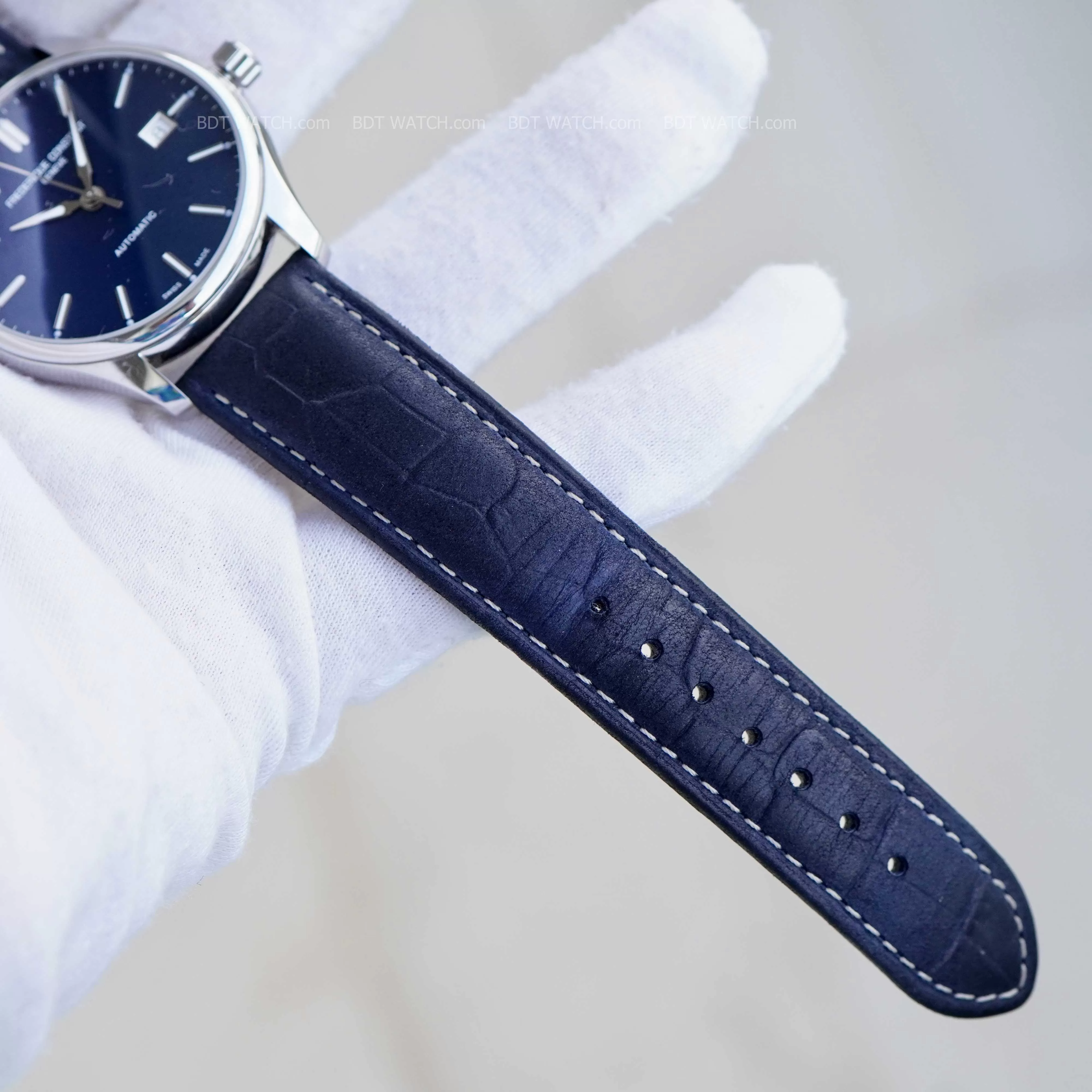 Đồng Hồ Frederique Constant FC-303NN5B6 FC303NN5B6 Used ( Qua Sử Dụng )