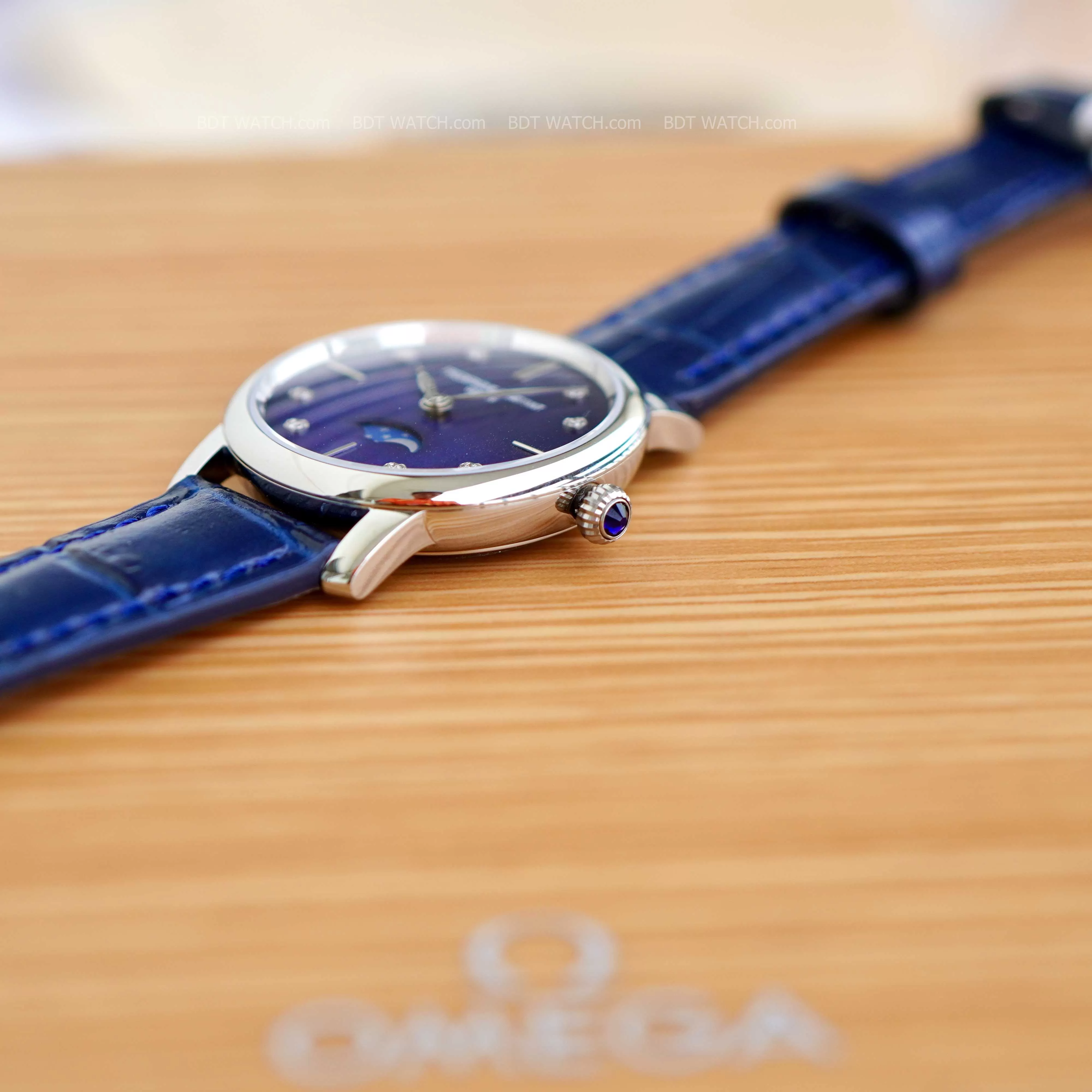 Đồng Hồ Nữ Frederique Constant Moonphase FC-206MPND1S6