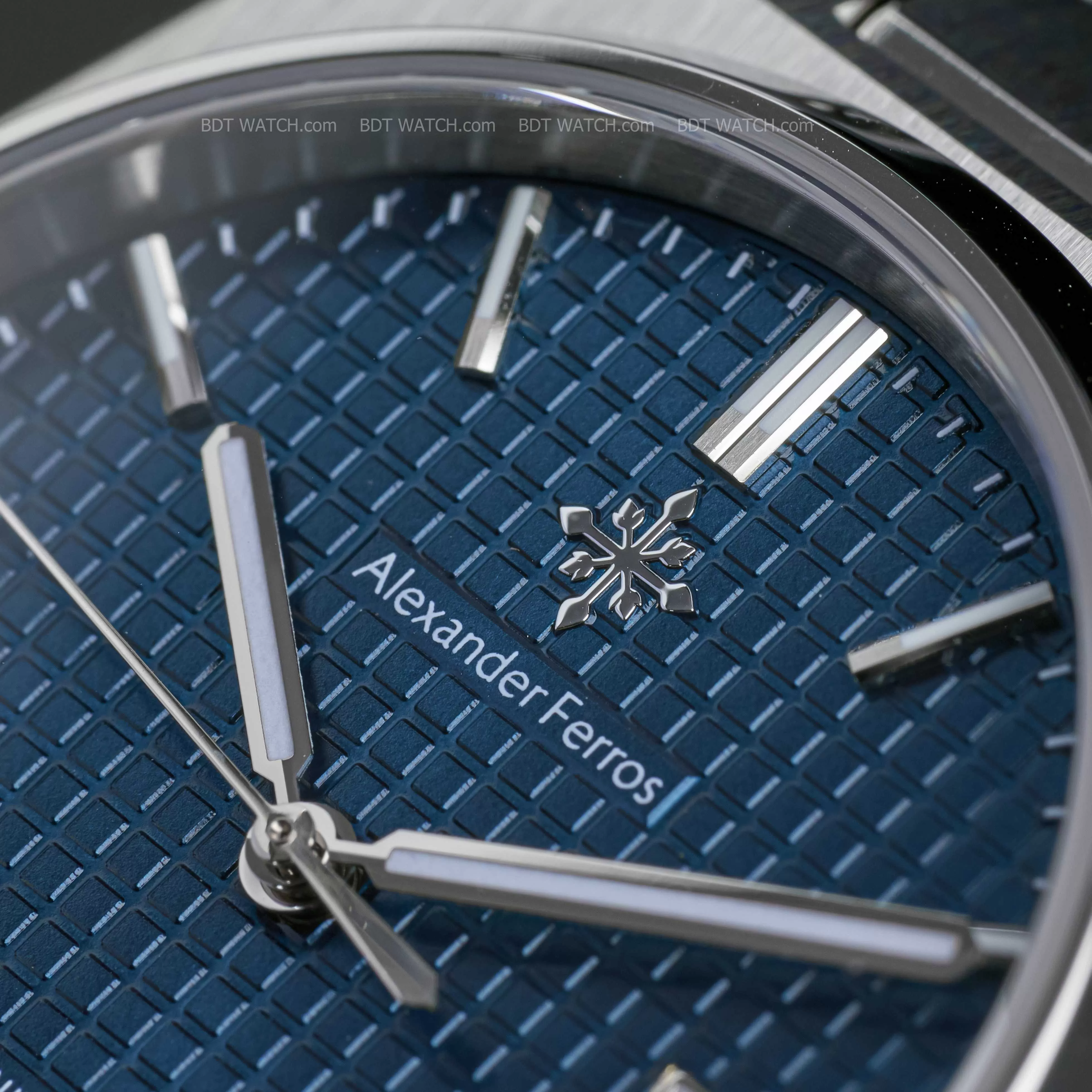 Đồng Hồ Alexander Ferros 5052S ( 5052S/05 )