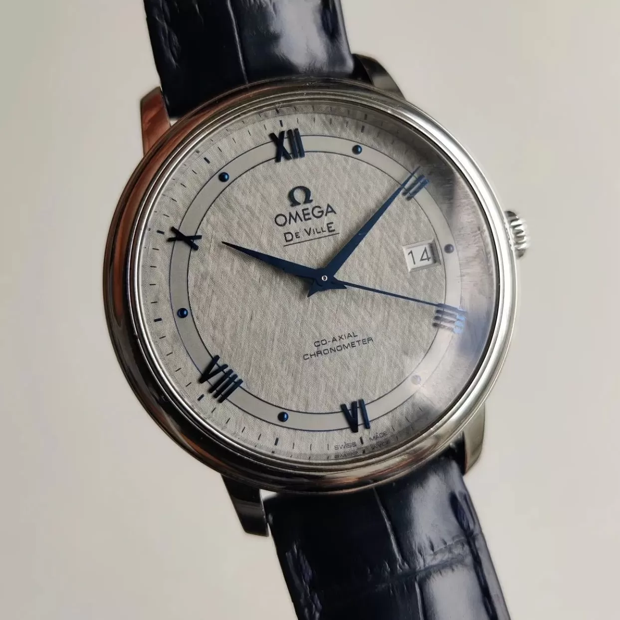 Đồng Hồ Omega DeVille Prestige Co-Axial Chronometer 424.13.40.20.06.002 42413402006002