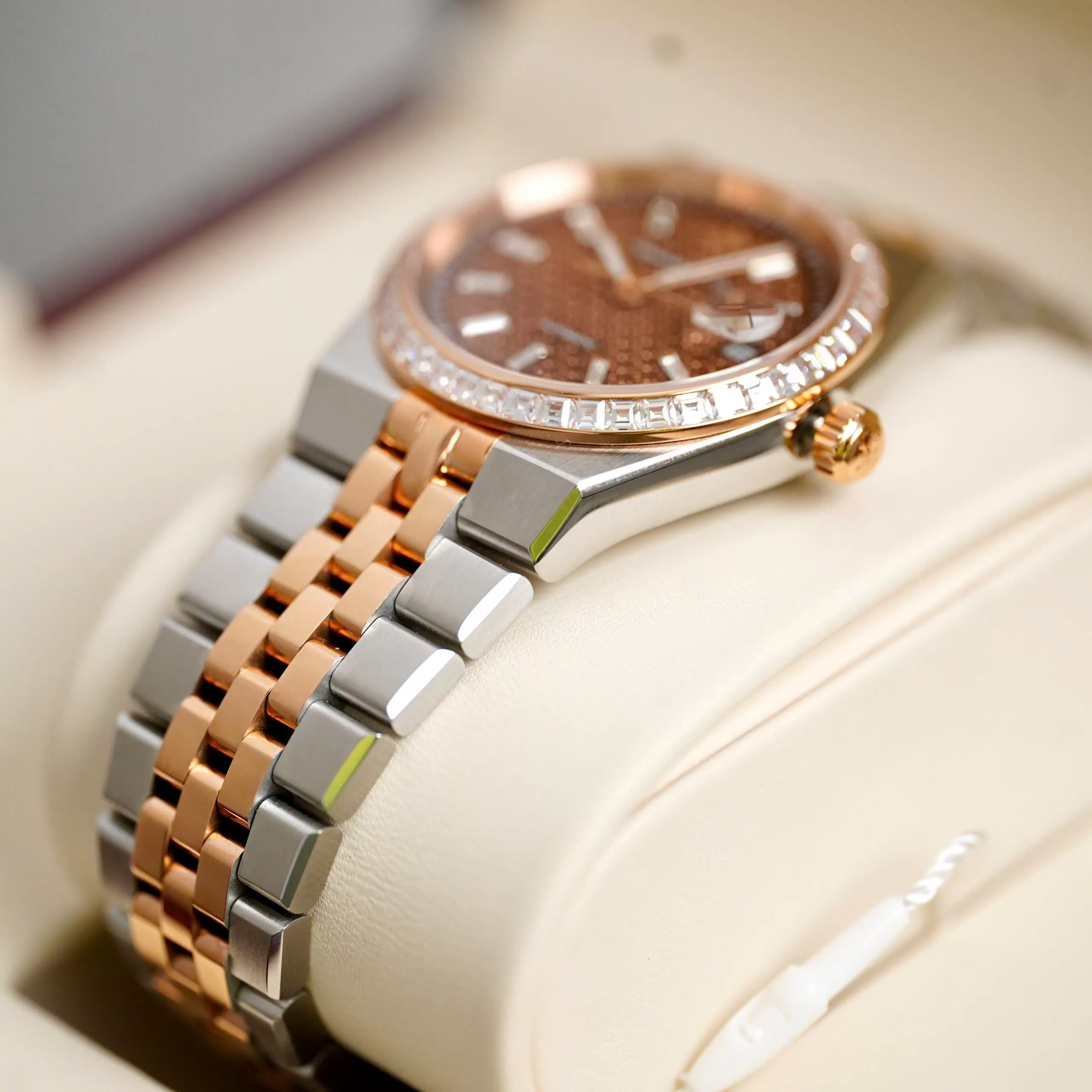 Đồng Hồ Alexander Ferros 8181D ( 8181D/082 )