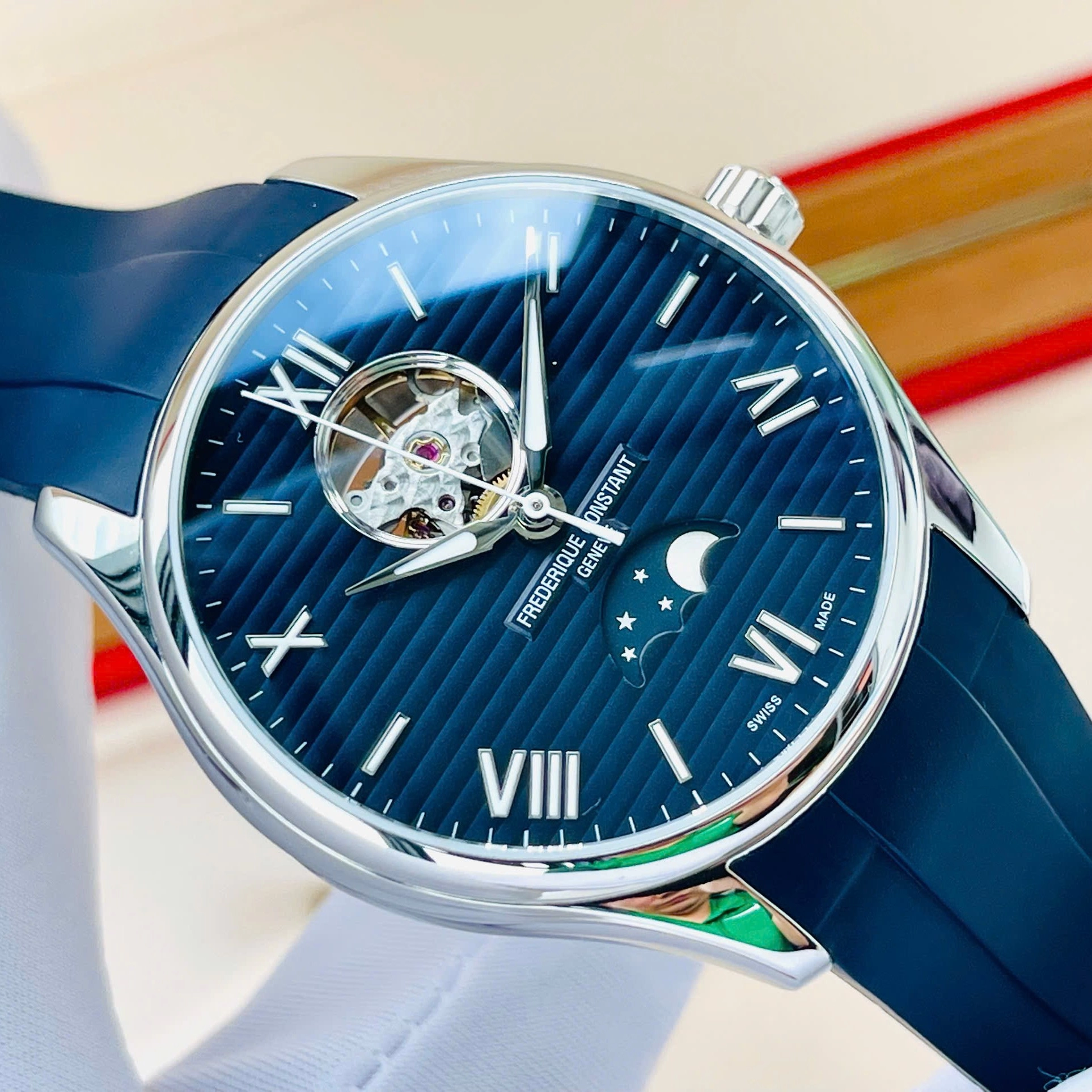 Đồng hồ Frederique Constant Moonphase Heart Beat FC-320NS5B6
