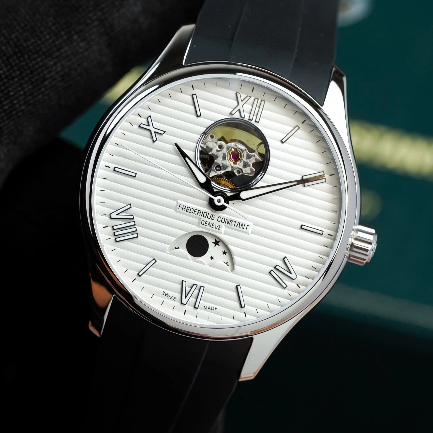 Đồng hồ Frederique Constant Moonphase Heart Beat FC-320SS5B6