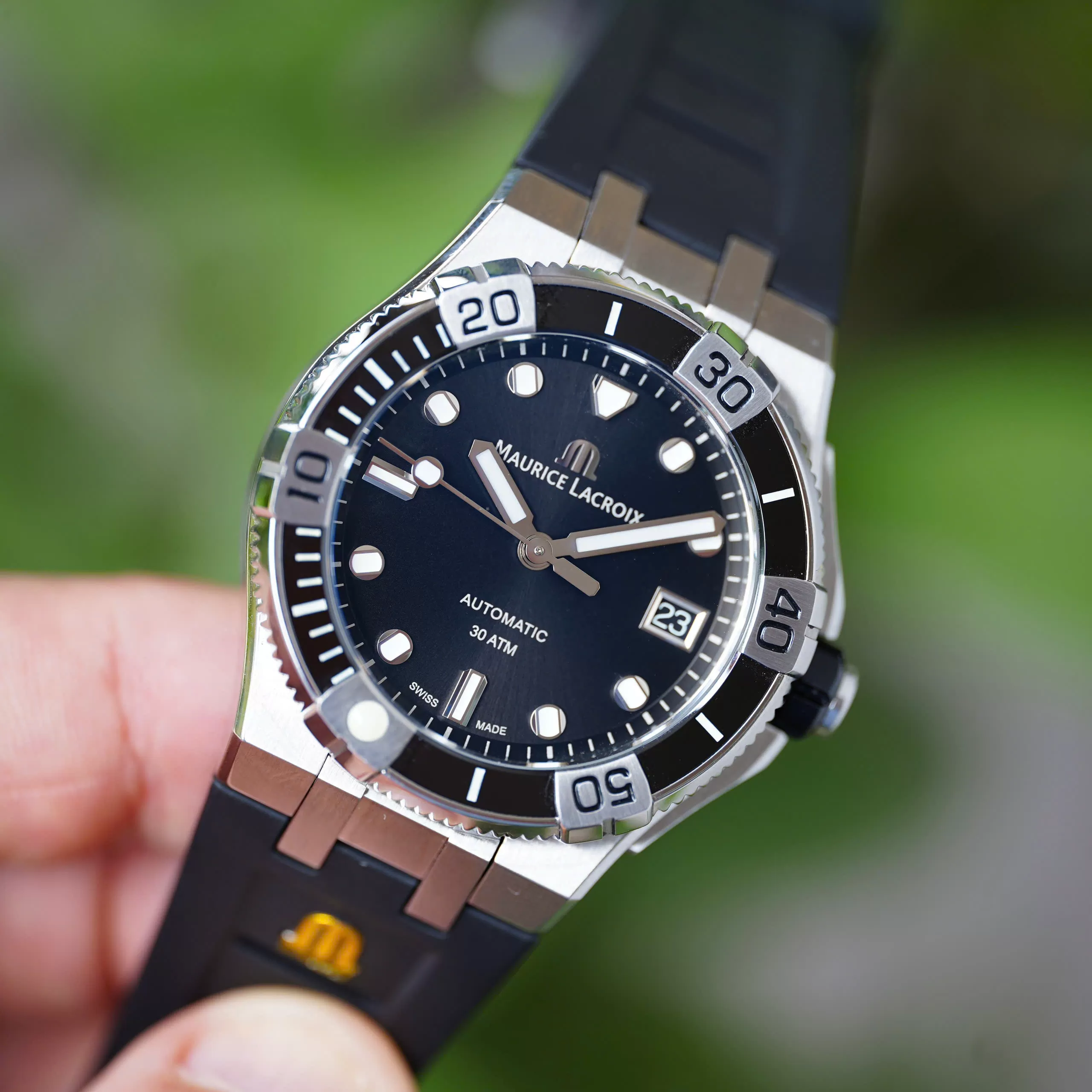 Đồng Hồ Maurice Lacroix Aikon AI6057-SSL20-330-2 ( AI6057SSL203302 )