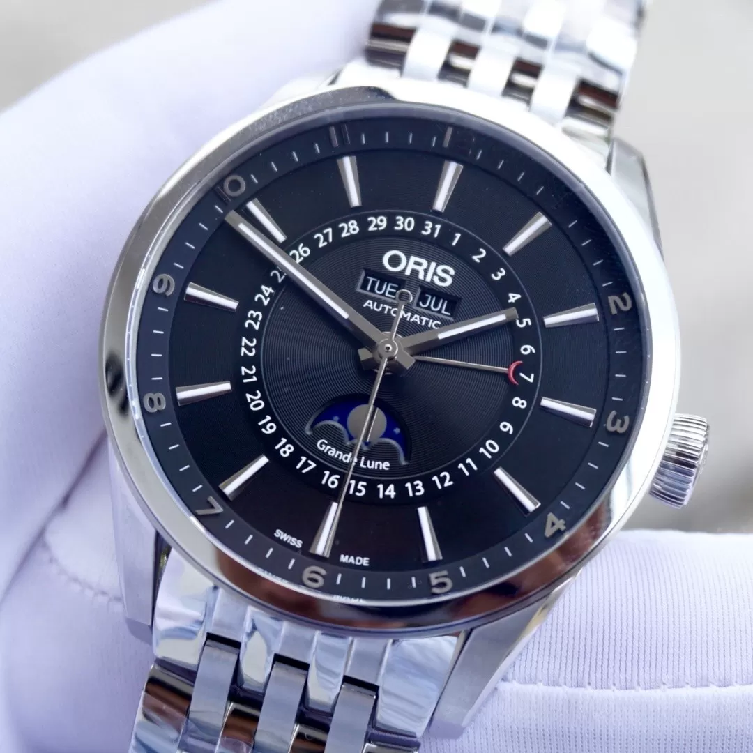 Oris artix moonphase hot sale